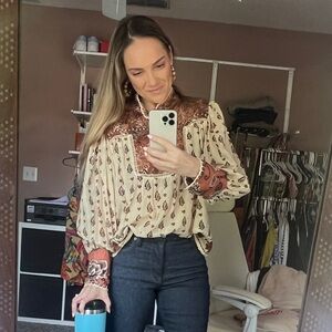 Farm Rio Ainika beige long sleeve blouse